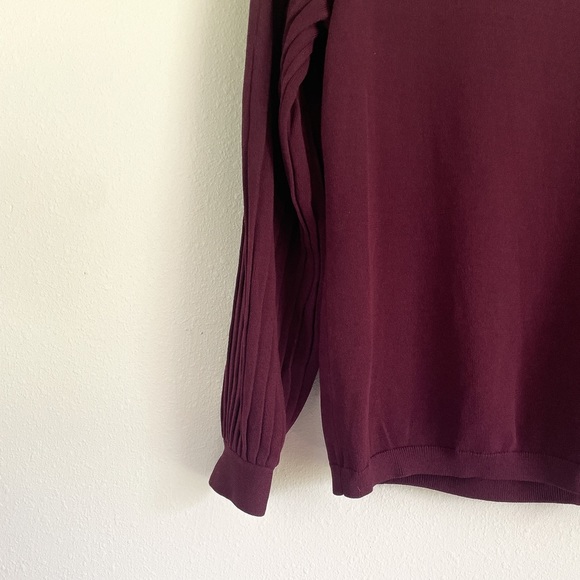 7th Avenue Design Studio Maroon Sweater - Picture 4 of 10
